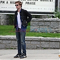 pattinson-van-18-20apr09.jpg